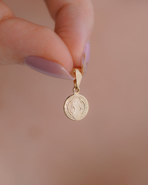 DIJE SAN BENITO PEQUEÑO MINI 1CM